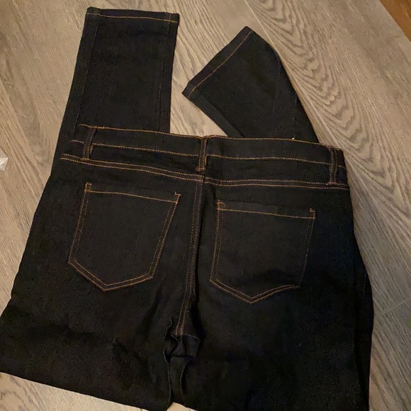 Dark denim skinny jeans New! - Picture 3 of 4